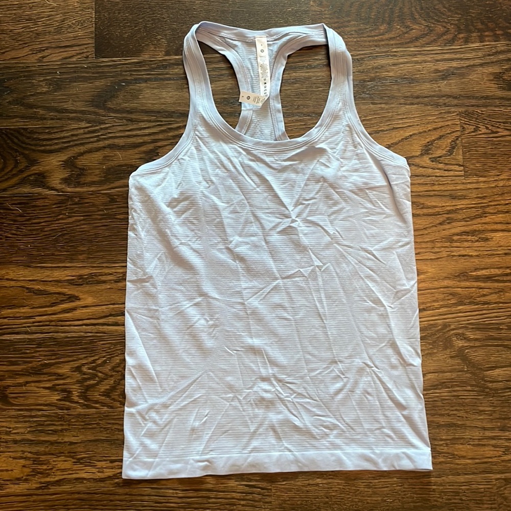Lululemon Swiftly Tech Racerback 2.0, Size 8